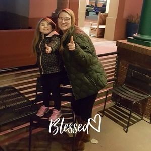 Meet your Posher, Sloan